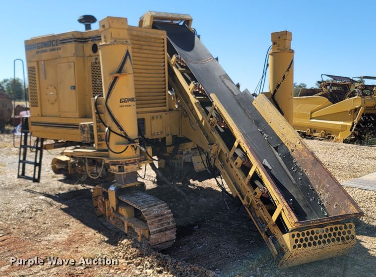 image for item LN9692 2003 Gomaco GT3600  curb machine