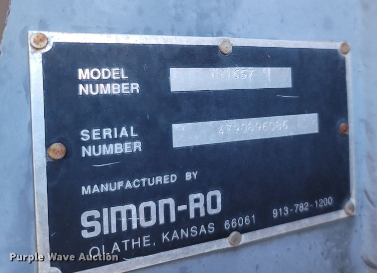 image for item LN9693 1994 International 4700  crane truck