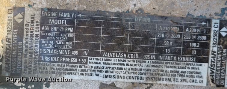 image for item LN9693 1994 International 4700  crane truck