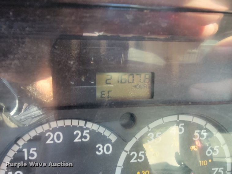 image for item LO9054 2007 Sterling LT9500  semi truck