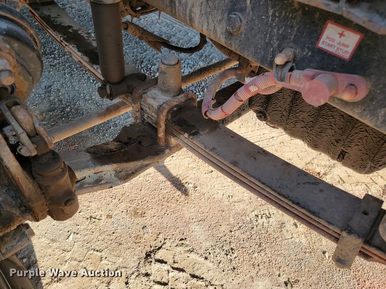 image for item LO9054 2007 Sterling LT9500  semi truck