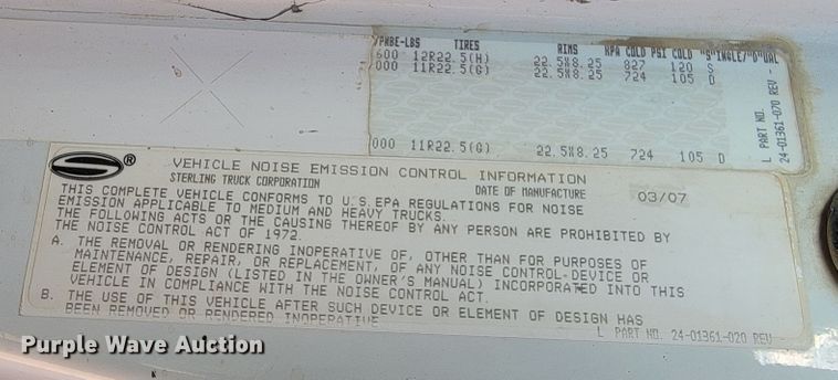 image for item LO9054 2007 Sterling LT9500  semi truck