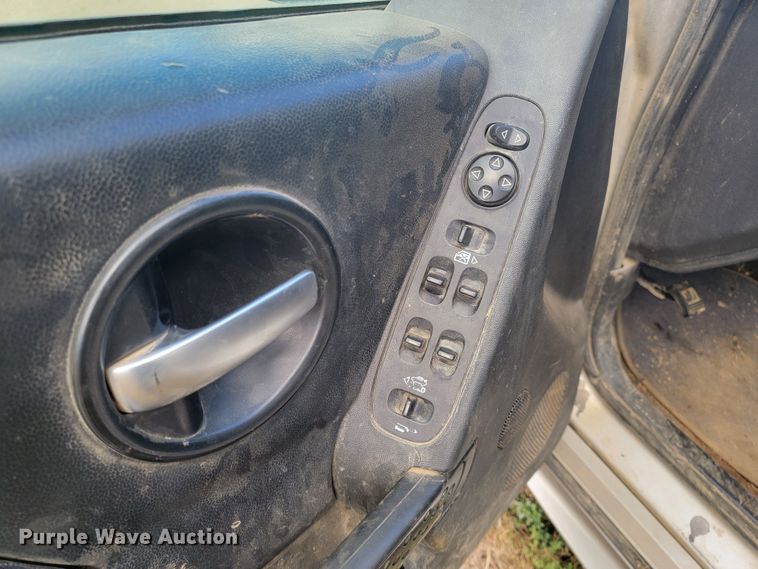 image for item LO9233 2006 Pontiac Grand Prix