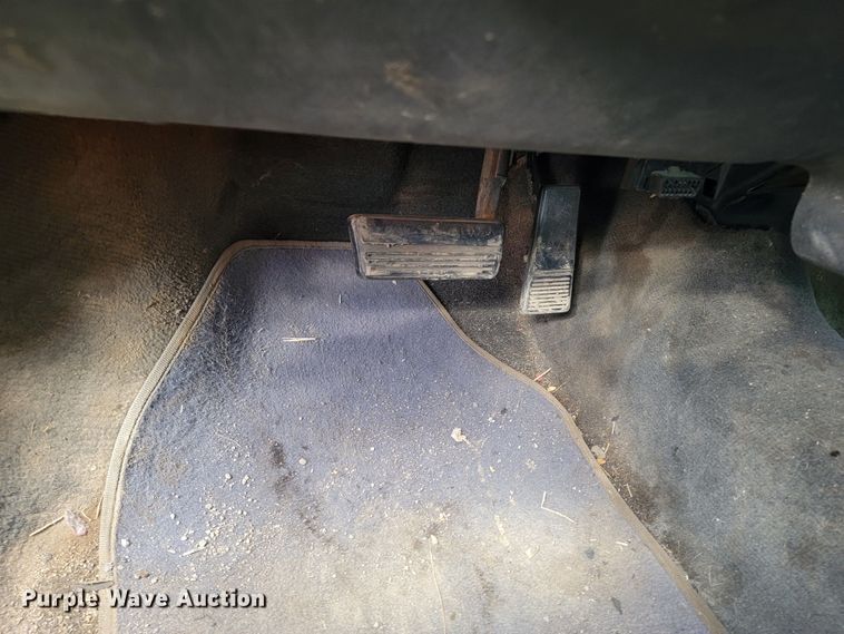 image for item LO9233 2006 Pontiac Grand Prix