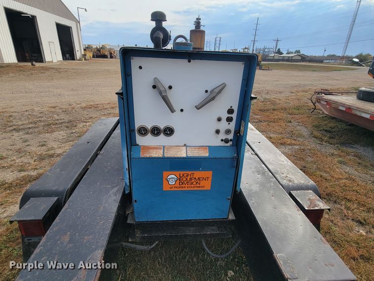 image for item LO9235 Welder/generator