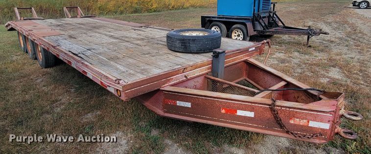 image for item LO9236 1989 DCT  equipment trailer
