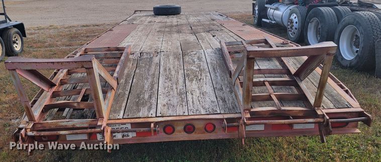 image for item LO9236 1989 DCT  equipment trailer