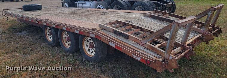 image for item LO9236 1989 DCT  equipment trailer