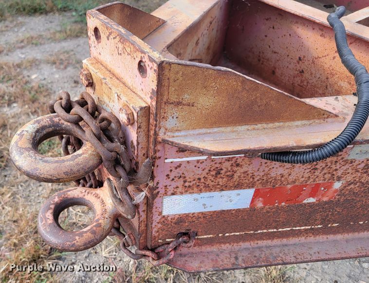 image for item LO9236 1989 DCT  equipment trailer