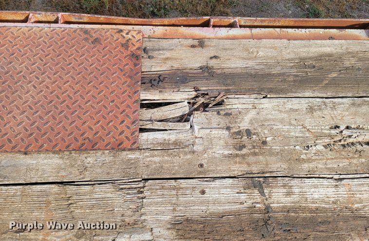 image for item LO9236 1989 DCT  equipment trailer