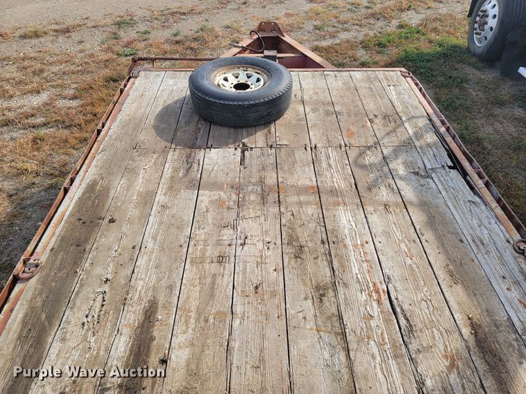 image for item LO9236 1989 DCT  equipment trailer