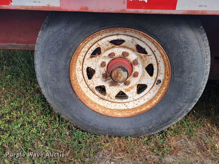 image for item LO9236 1989 DCT  equipment trailer