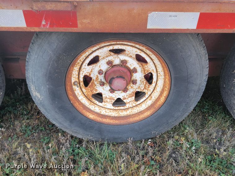 image for item LO9236 1989 DCT  equipment trailer