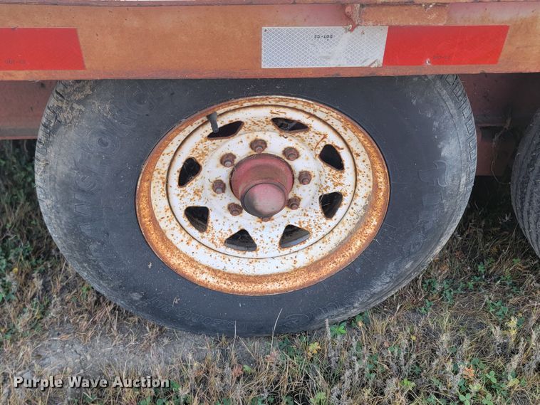 image for item LO9236 1989 DCT  equipment trailer