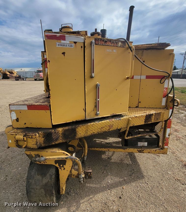 image for item LO9240 Caterpillar PR-105  cold planer