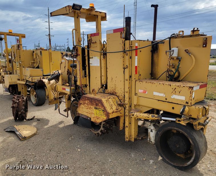 image for item LO9240 Caterpillar PR-105  cold planer