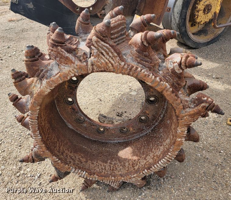 image for item LO9240 Caterpillar PR-105  cold planer