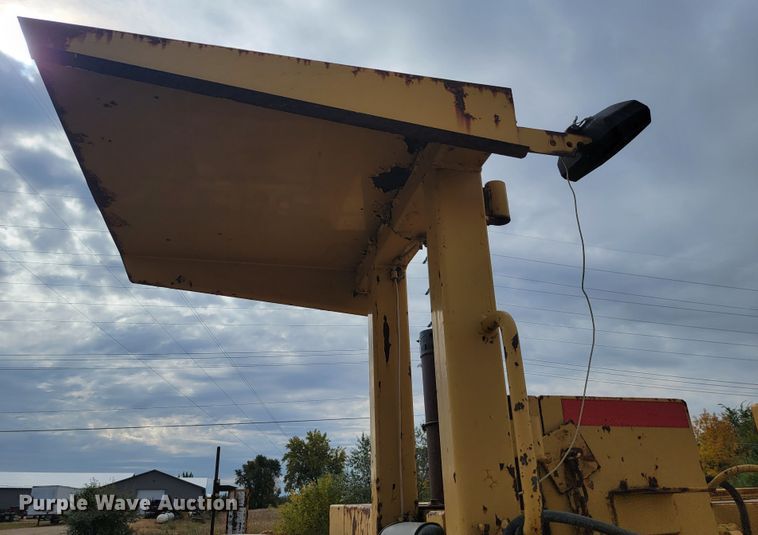 image for item LO9240 Caterpillar PR-105  cold planer