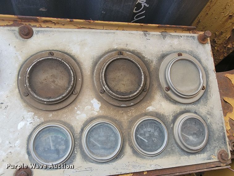 image for item LO9240 Caterpillar PR-105  cold planer