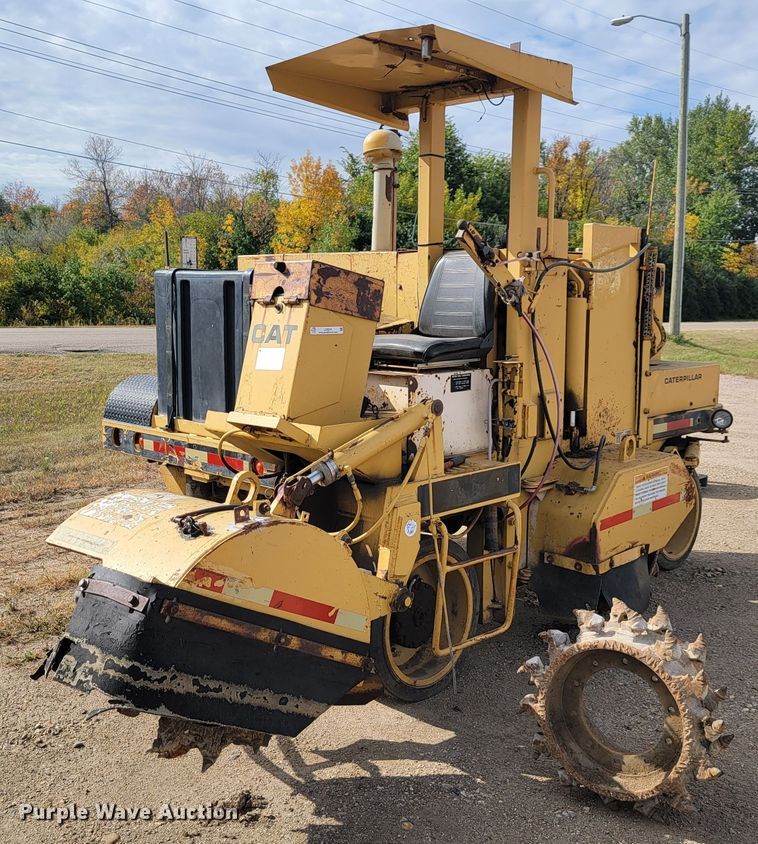 image for item LO9241 Caterpillar PR-105  cold planer