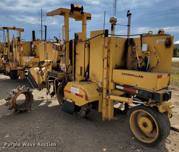 image for item LO9241 Caterpillar PR-105  cold planer