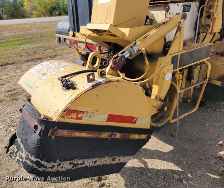 image for item LO9241 Caterpillar PR-105  cold planer