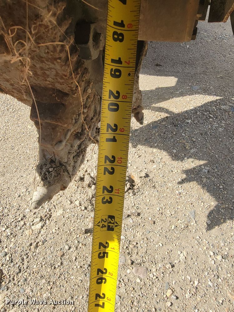 image for item LO9241 Caterpillar PR-105  cold planer