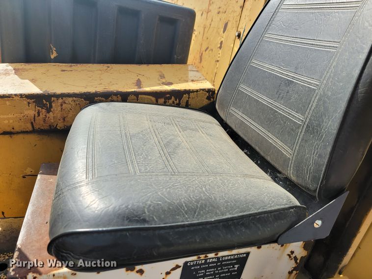 image for item LO9241 Caterpillar PR-105  cold planer