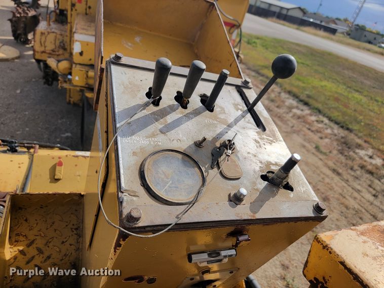 image for item LO9241 Caterpillar PR-105  cold planer