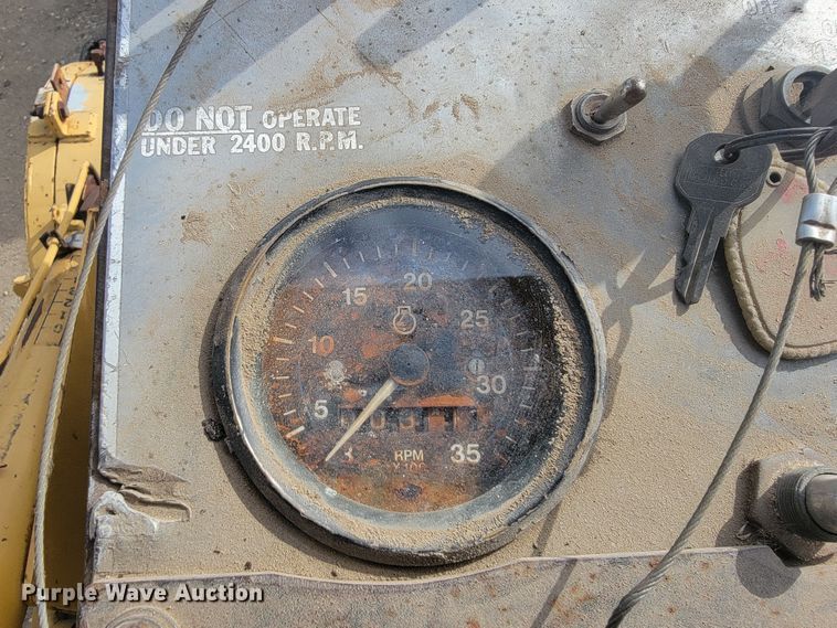 image for item LO9241 Caterpillar PR-105  cold planer