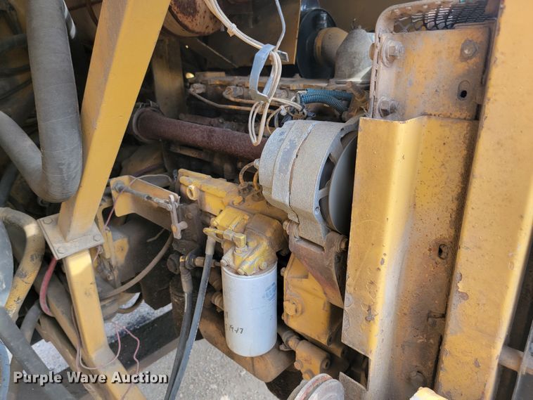 image for item LO9241 Caterpillar PR-105  cold planer