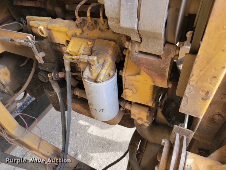 image for item LO9241 Caterpillar PR-105  cold planer