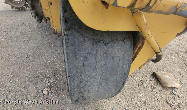 image for item LO9241 Caterpillar PR-105  cold planer