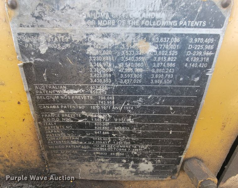 image for item LO9241 Caterpillar PR-105  cold planer