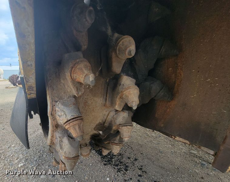 image for item LO9241 Caterpillar PR-105  cold planer