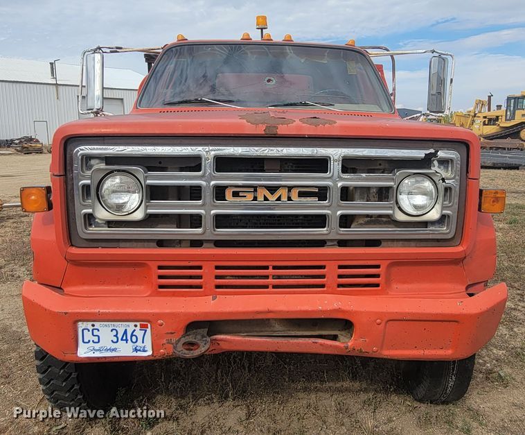 image for item LO9247 1976 GMC CE67503  fuel truck