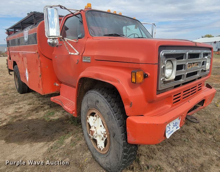 image for item LO9247 1976 GMC CE67503  fuel truck