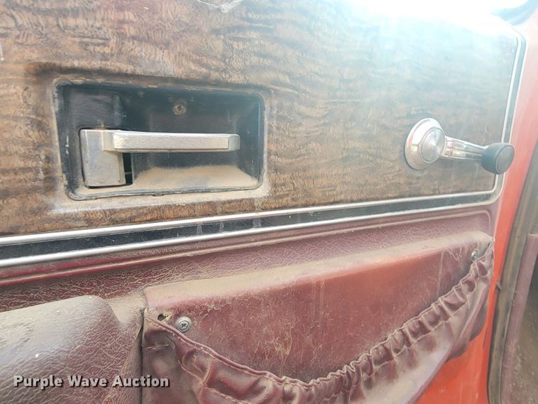 image for item LO9247 1976 GMC CE67503  fuel truck