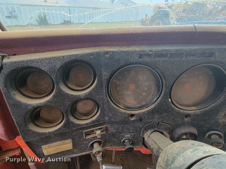 image for item LO9247 1976 GMC CE67503  fuel truck