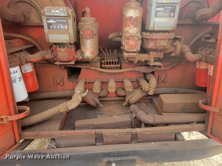 image for item LO9247 1976 GMC CE67503  fuel truck