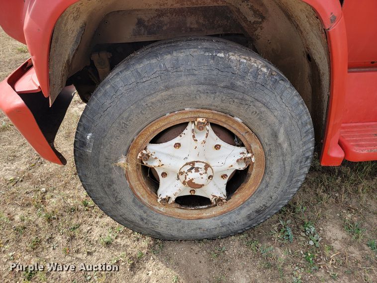 image for item LO9247 1976 GMC CE67503  fuel truck