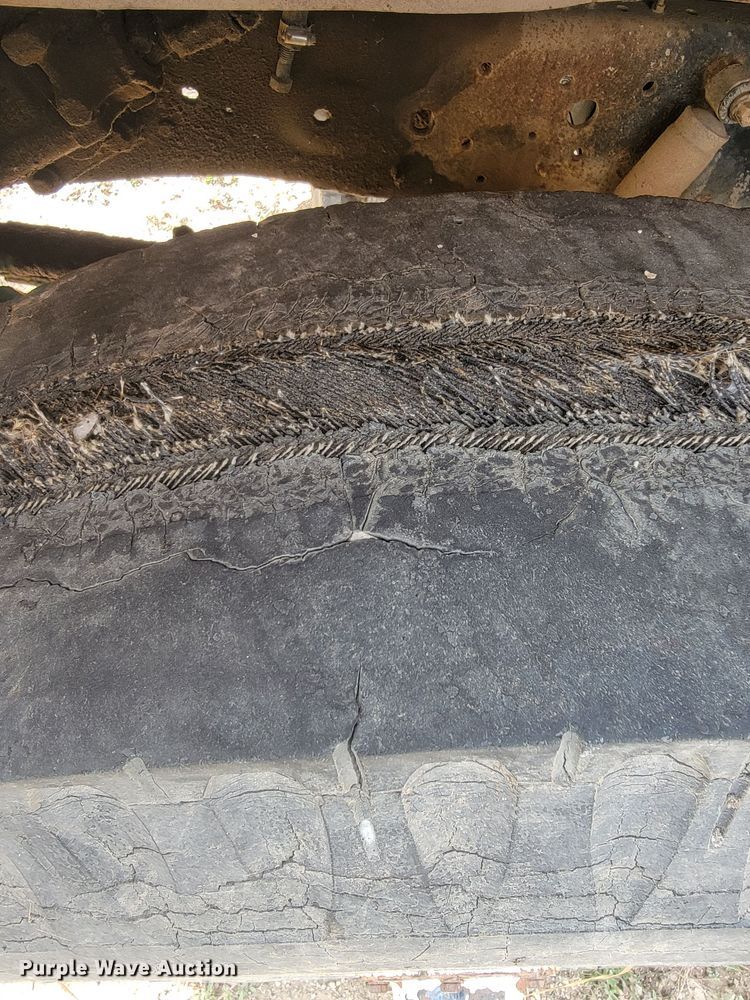 image for item LO9247 1976 GMC CE67503  fuel truck