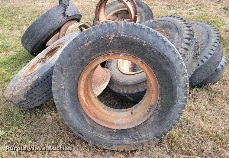 image for item LO9250 (13) Tires and wheels
