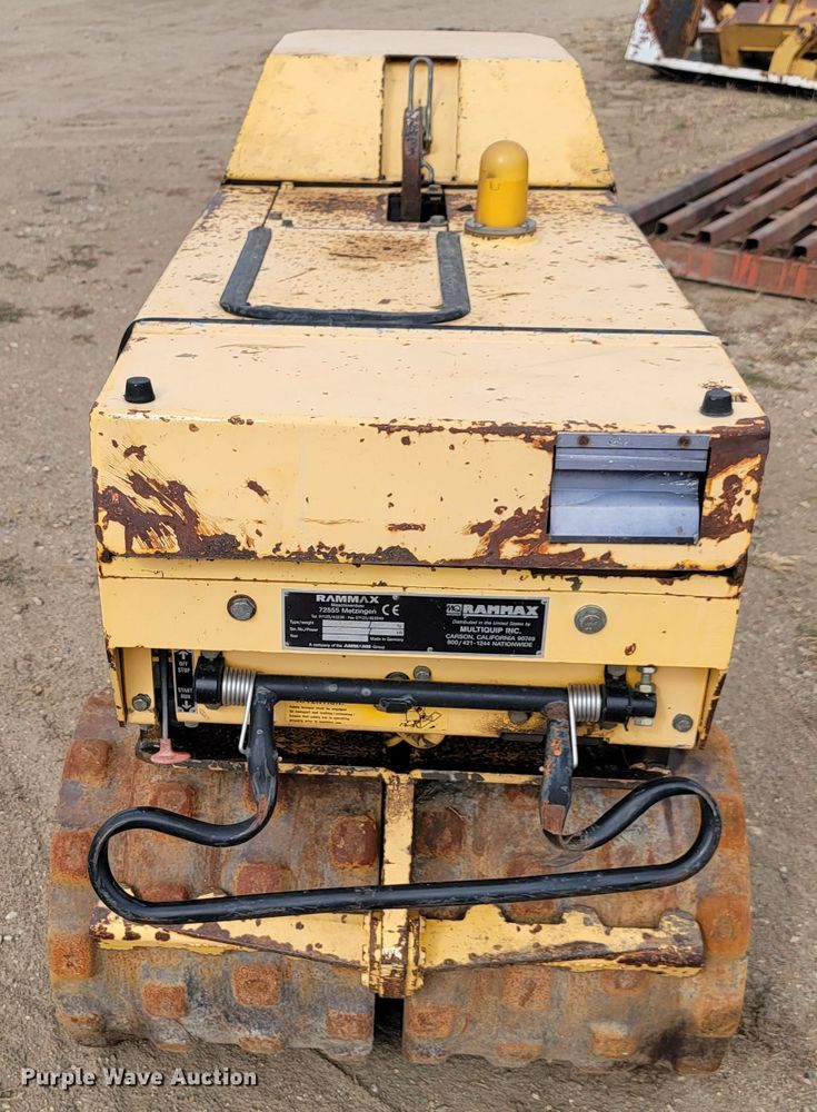 image for item LO9251 2006 Rammax P33/244HHM  trench compactor