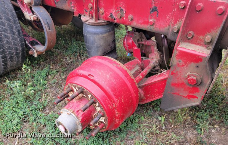 image for item LO9268 2005 Kenworth W900  semi truck