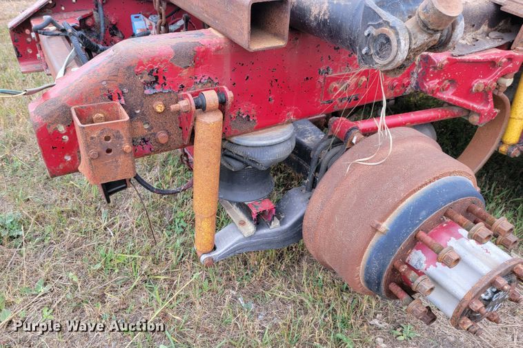 image for item LO9268 2005 Kenworth W900  semi truck