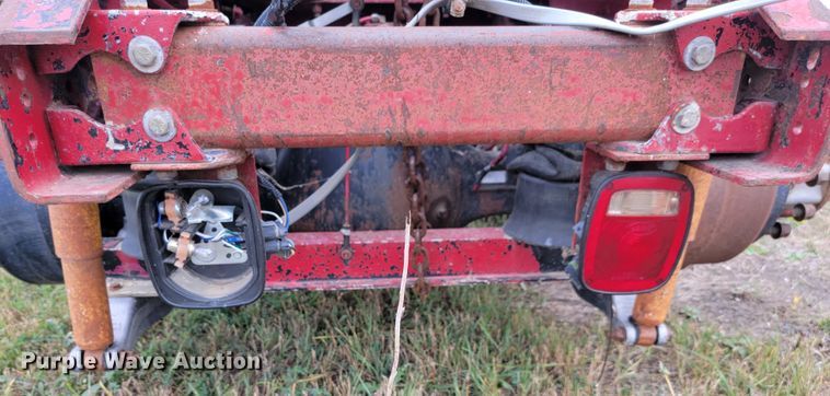 image for item LO9268 2005 Kenworth W900  semi truck