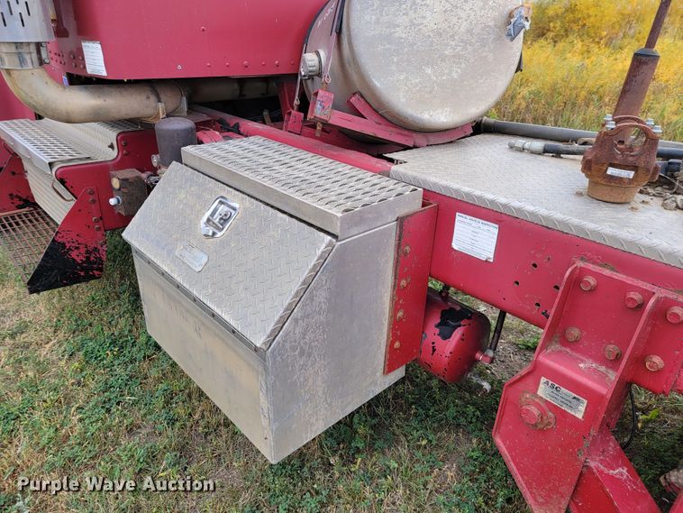 image for item LO9268 2005 Kenworth W900  semi truck