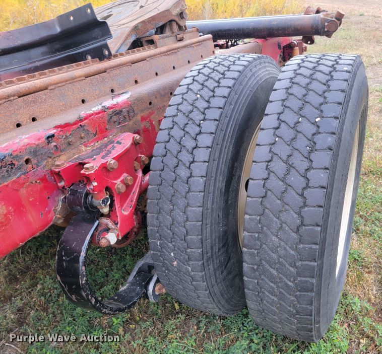 image for item LO9268 2005 Kenworth W900  semi truck