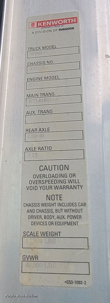 image for item LO9268 2005 Kenworth W900  semi truck